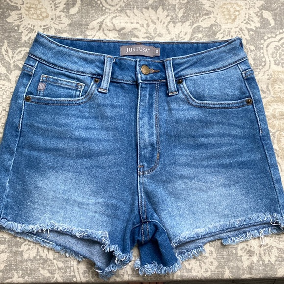 Set of 2 blue jean shorts - Picture 2 of 7